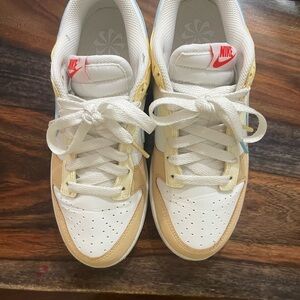 Nike Women's Athletic Shoes - White and Tan